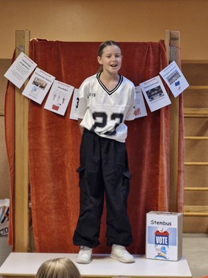 7542b3e2-089f-421e-8262-3e41566f06b1